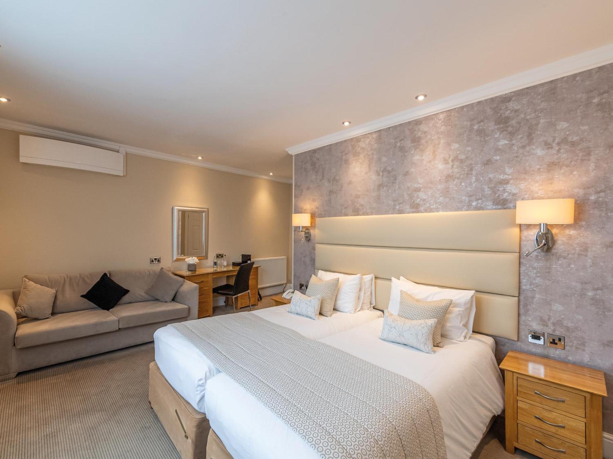 The Royal & Fortescue Hotel Barnstaple Exteriör bild